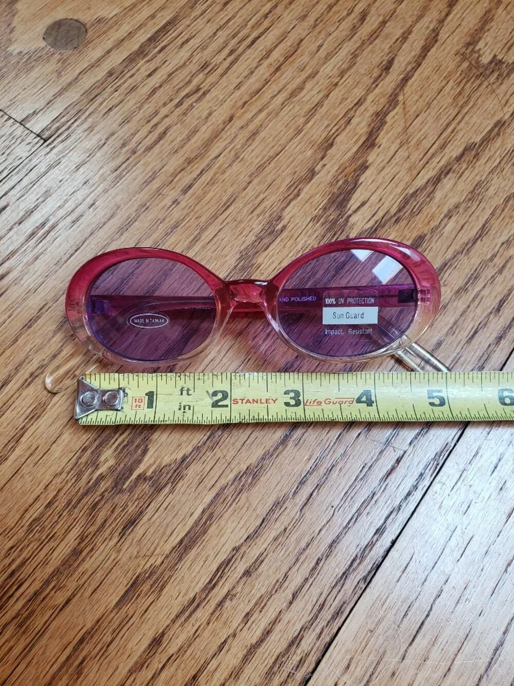 Vintage NOS Pink Ombre Oval Sunglasses Sun Guard UV Protection